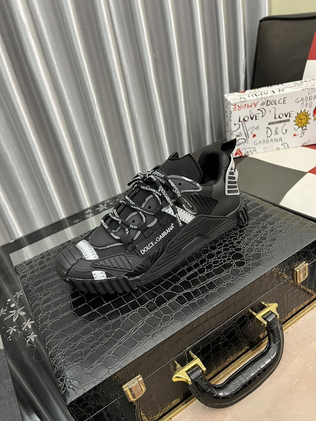 Dolce & Gabbana Black Chunky Sneakers