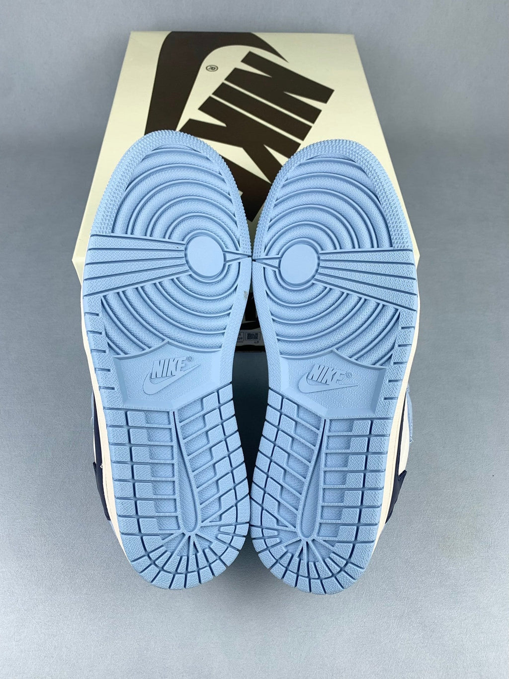 Air Jordan 1 Low OG SP White/Blue Unisex Sneakers DM7688-400
