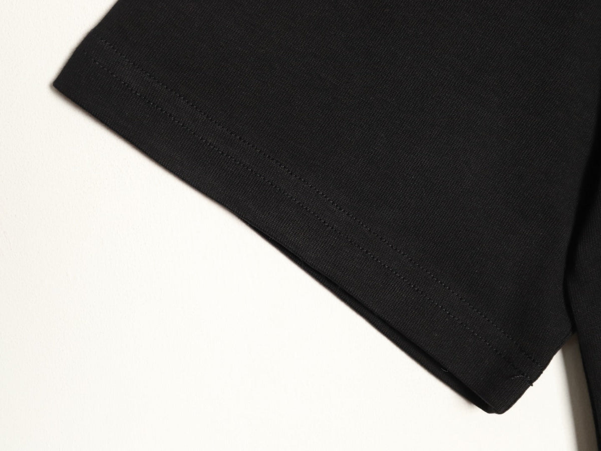 Louis Vuitton Paris Lettering and Daisy-Style Motif T-Shirt - Black